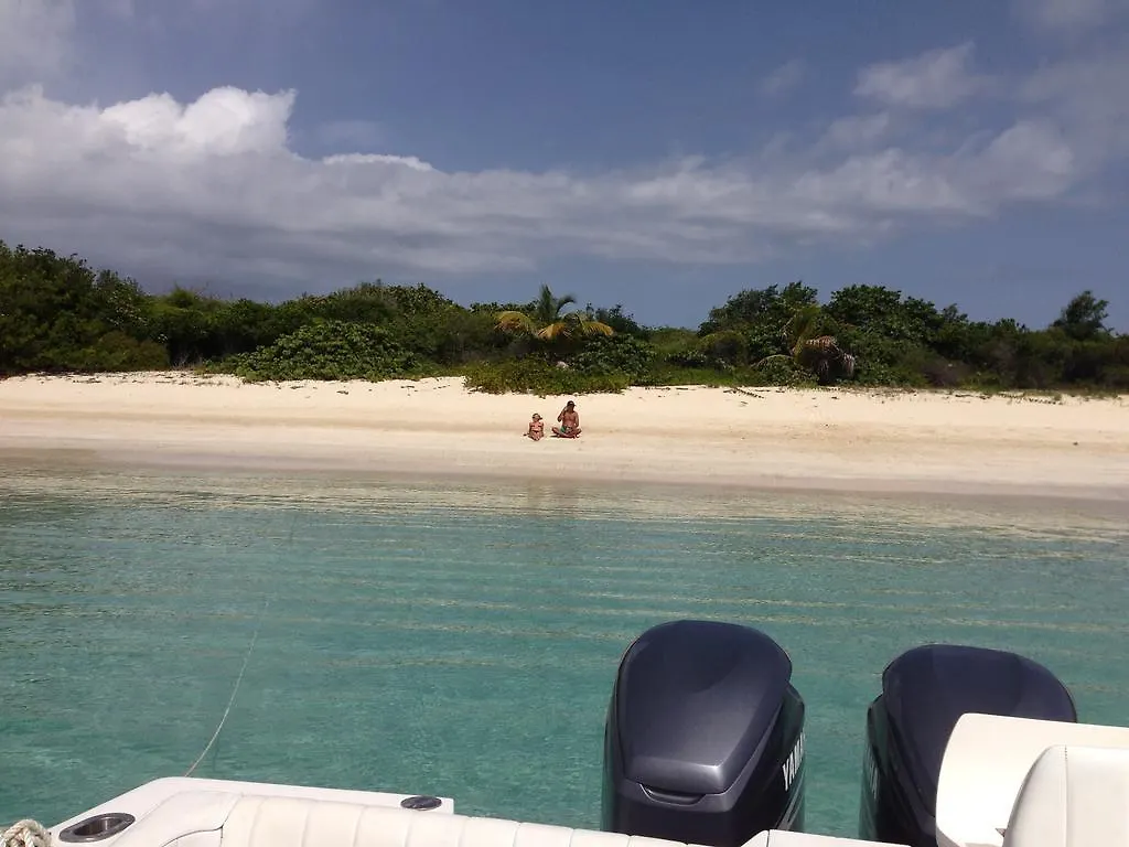הוילה קולברה Culebra Ocean Front Marbella 0*,